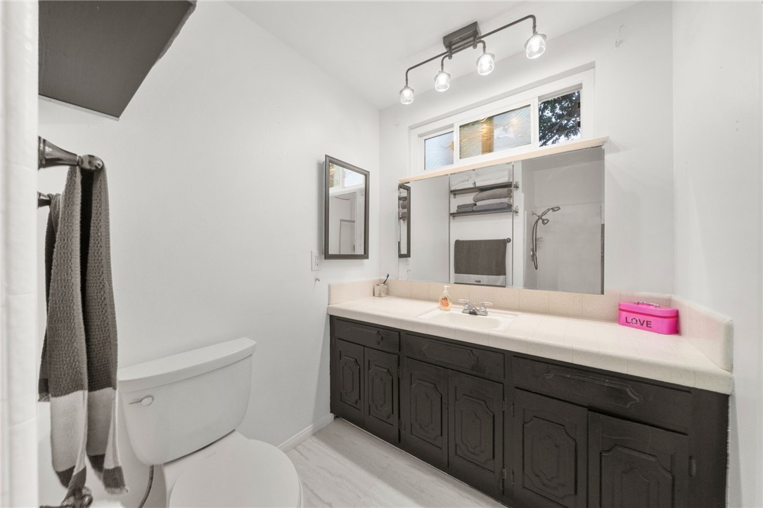 1115 Buena Vista Avenue