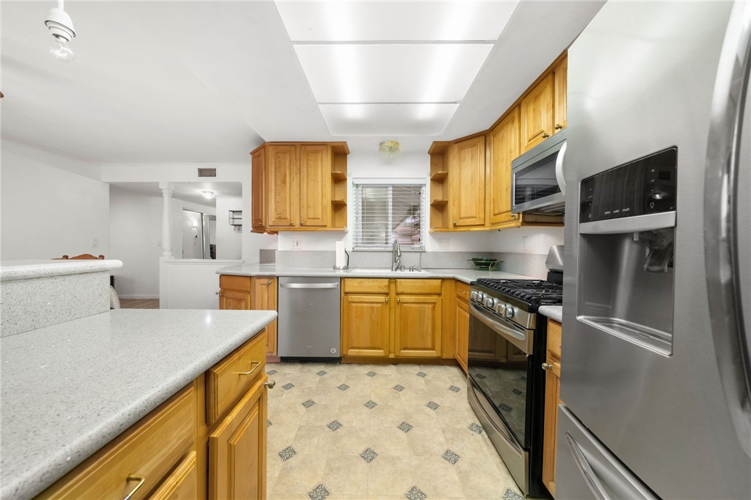 1115 Buena Vista Avenue