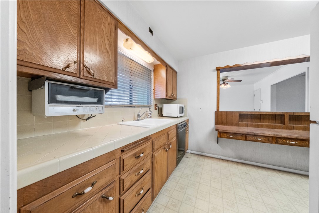 28398 W Worcester Road