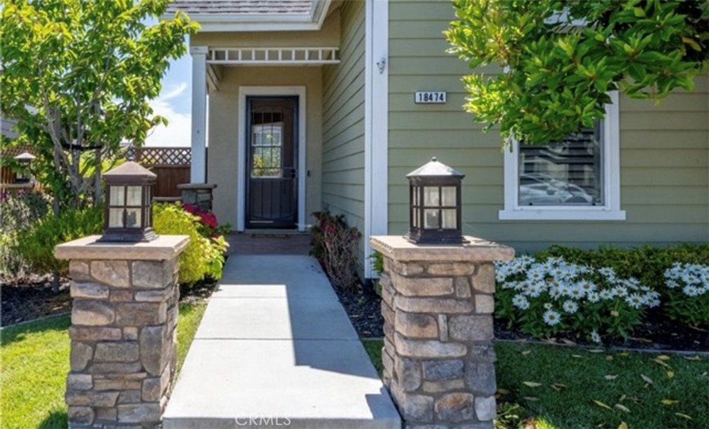 18474 Mcclellan Circle