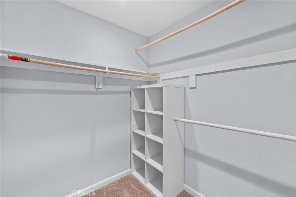 1453 W Country Club Lane