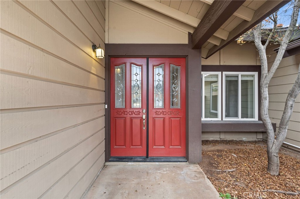 1453 W Country Club Lane