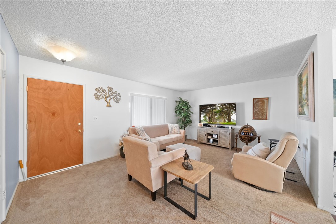 25841 Mccall Boulevard