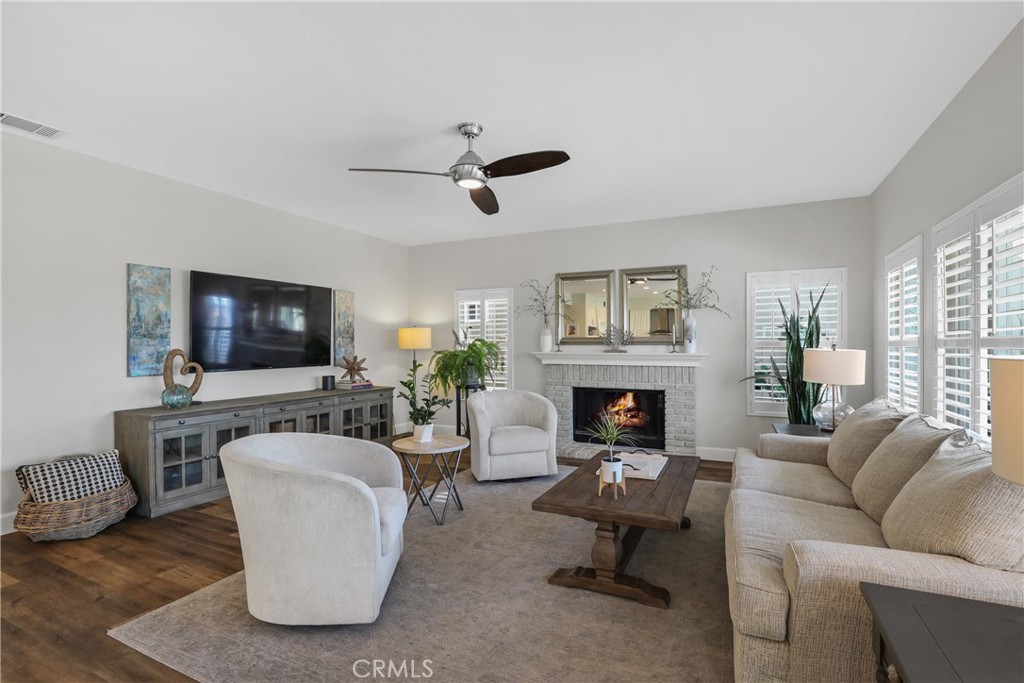 41886 Corte Valentine