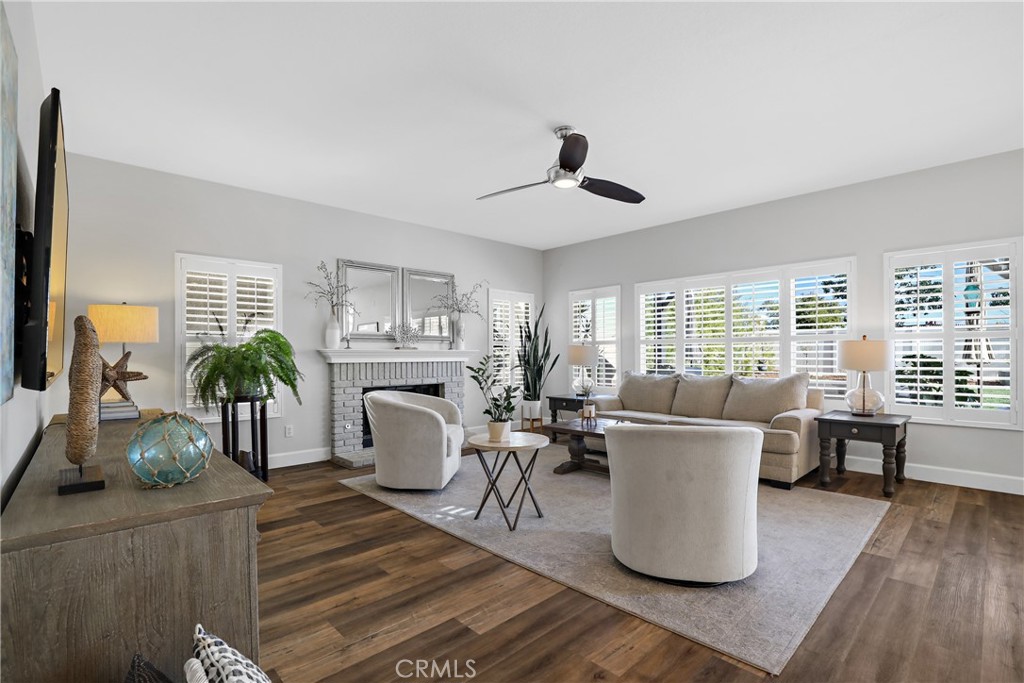 41886 Corte Valentine