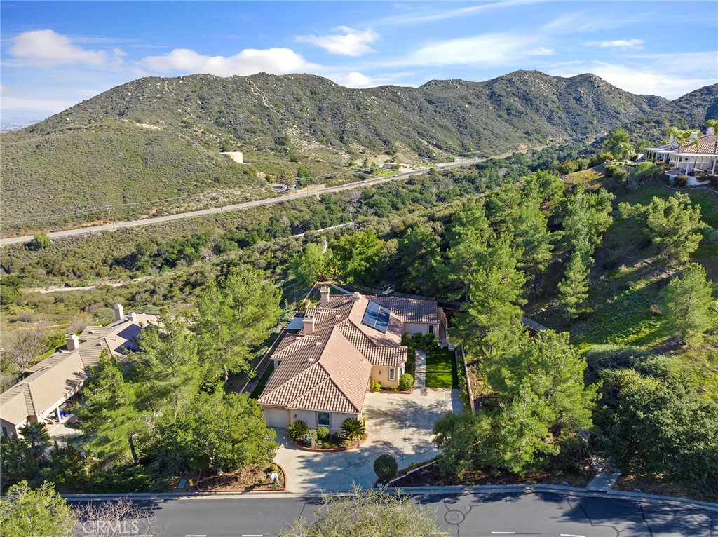 37962 Sky High Drive