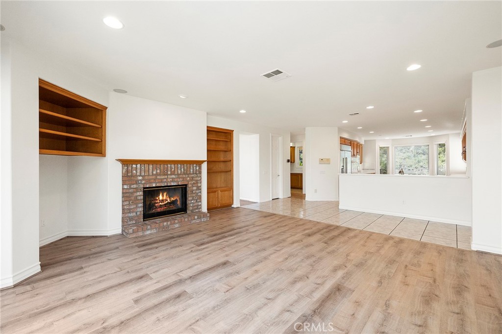 37962 Sky High Drive