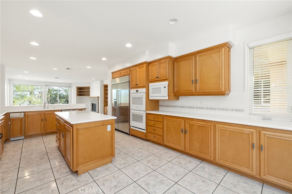 37962 Sky High Drive