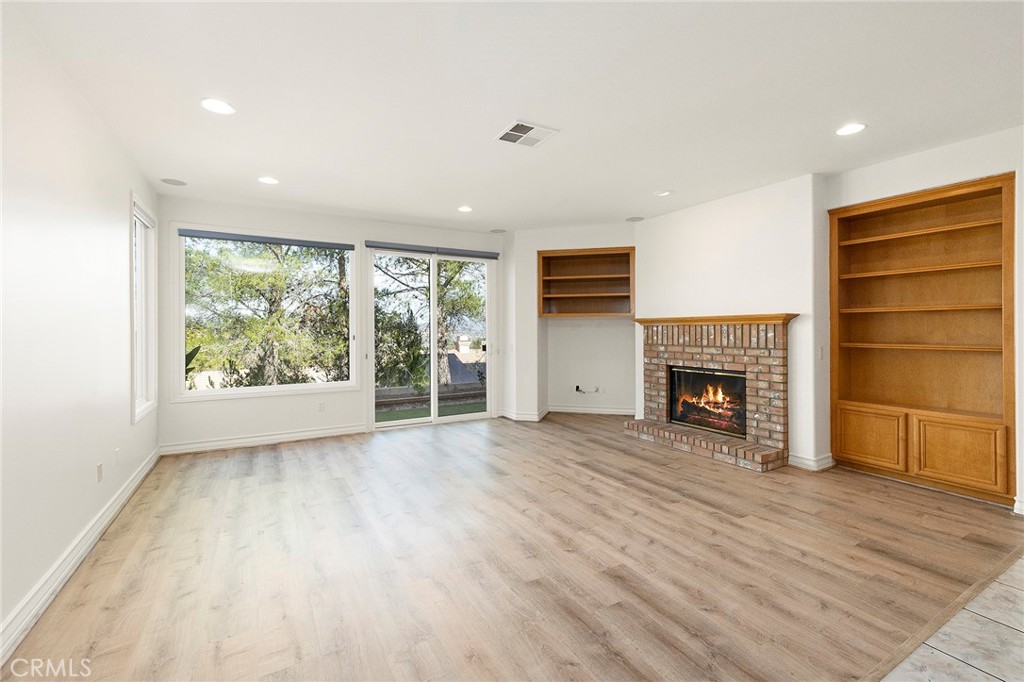 37962 Sky High Drive