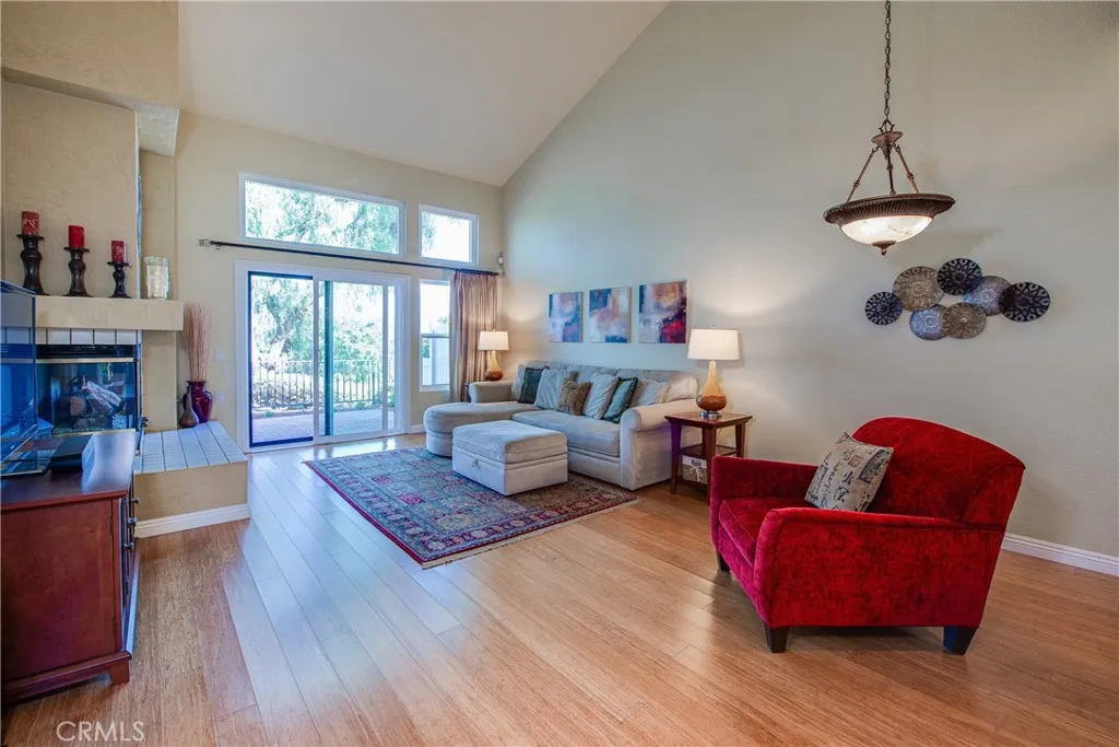 15752 Via Calanova