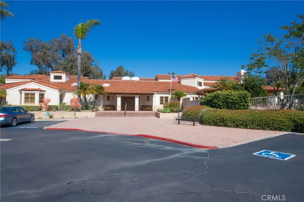 15752 Via Calanova