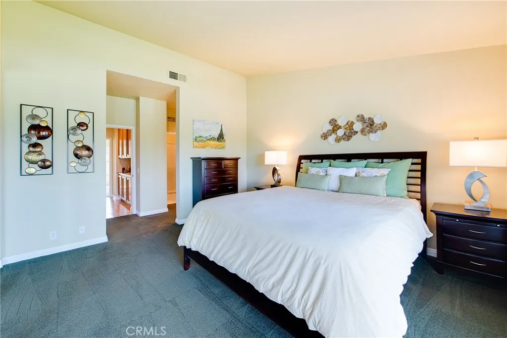 15752 Via Calanova