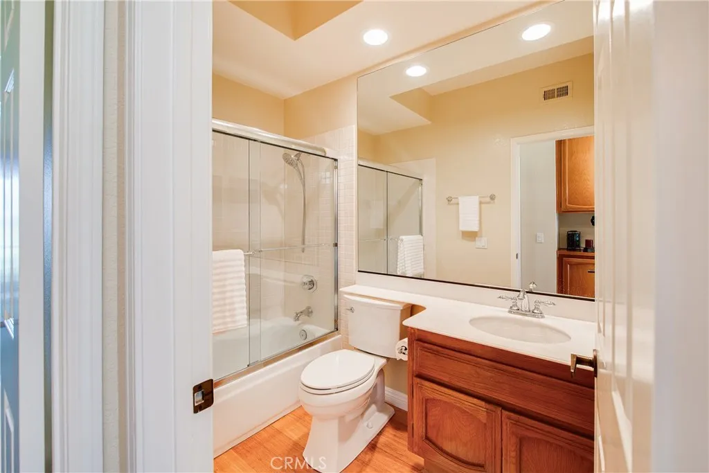 15752 Via Calanova