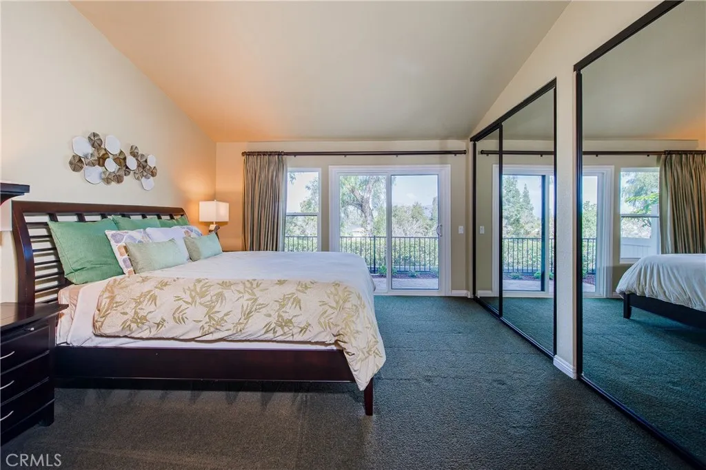 15752 Via Calanova