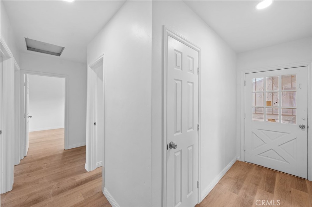 41283 Whittier Avenue