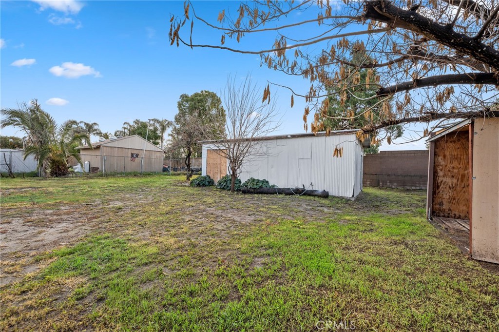 41283 Whittier Avenue