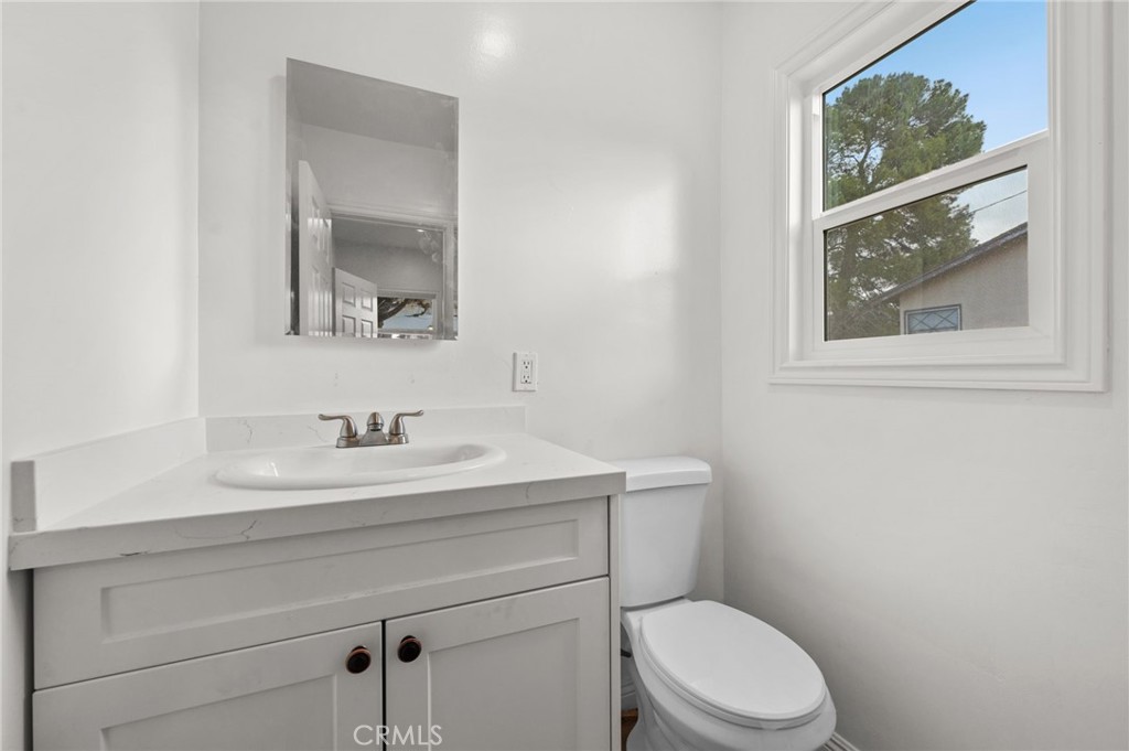 41283 Whittier Avenue