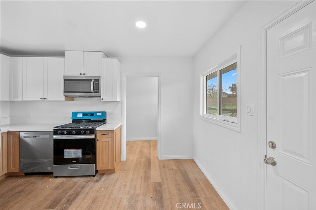 41283 Whittier Avenue