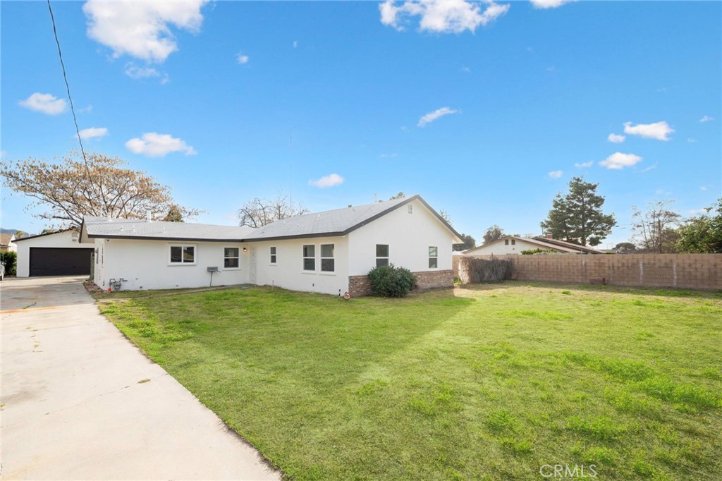 41283 Whittier Avenue