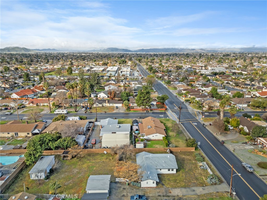 41283 Whittier Avenue