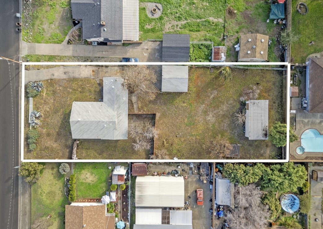 41283 Whittier Avenue