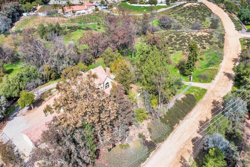 39695 Camino Del Vino