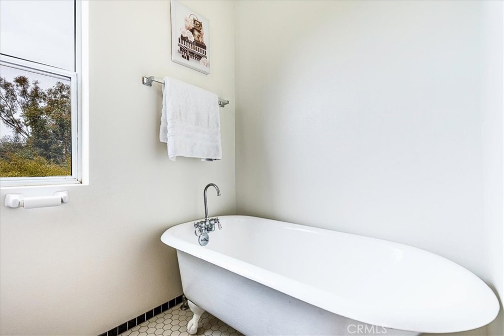 39695 Camino Del Vino