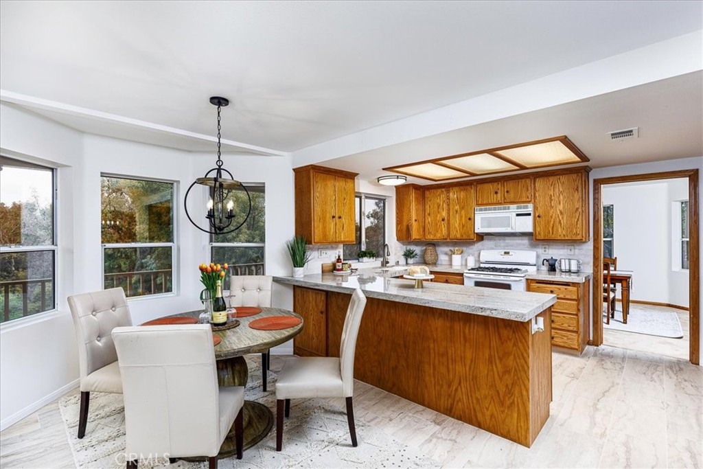 39695 Camino Del Vino