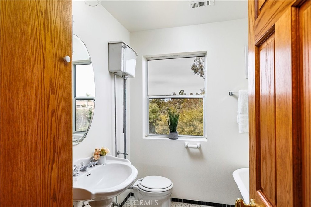 39695 Camino Del Vino