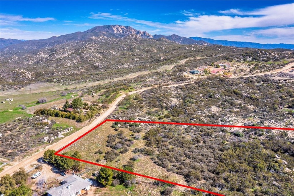 963 Crazy Horse Canyon Road