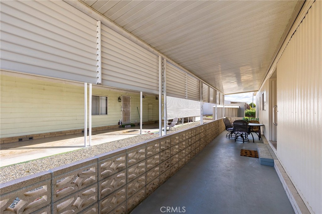 1625 W Johnston Avenue