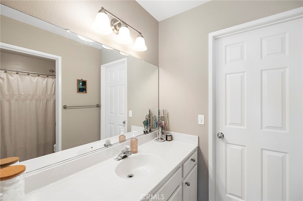 26313 Arboretum Way 203