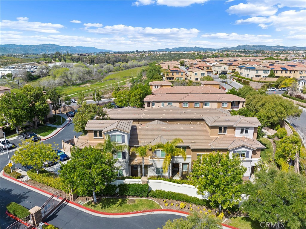 26313 Arboretum Way 203