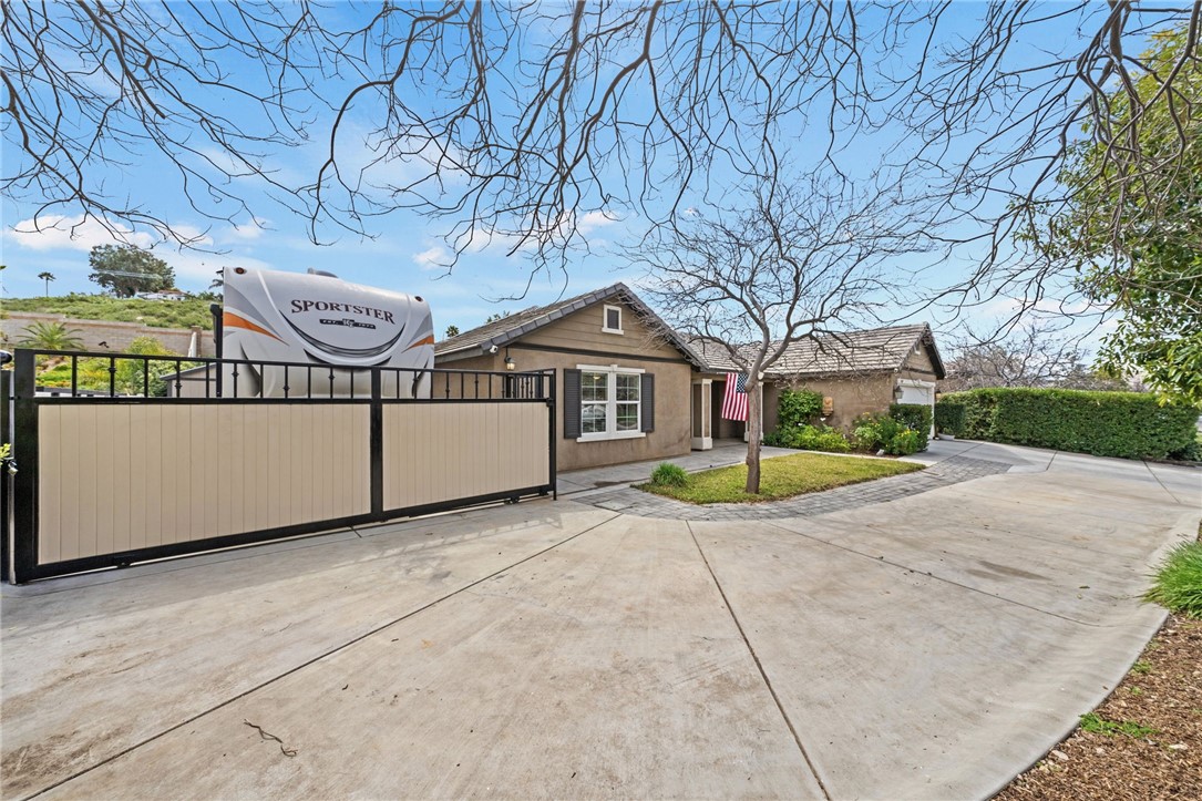 31814 Livingston Street