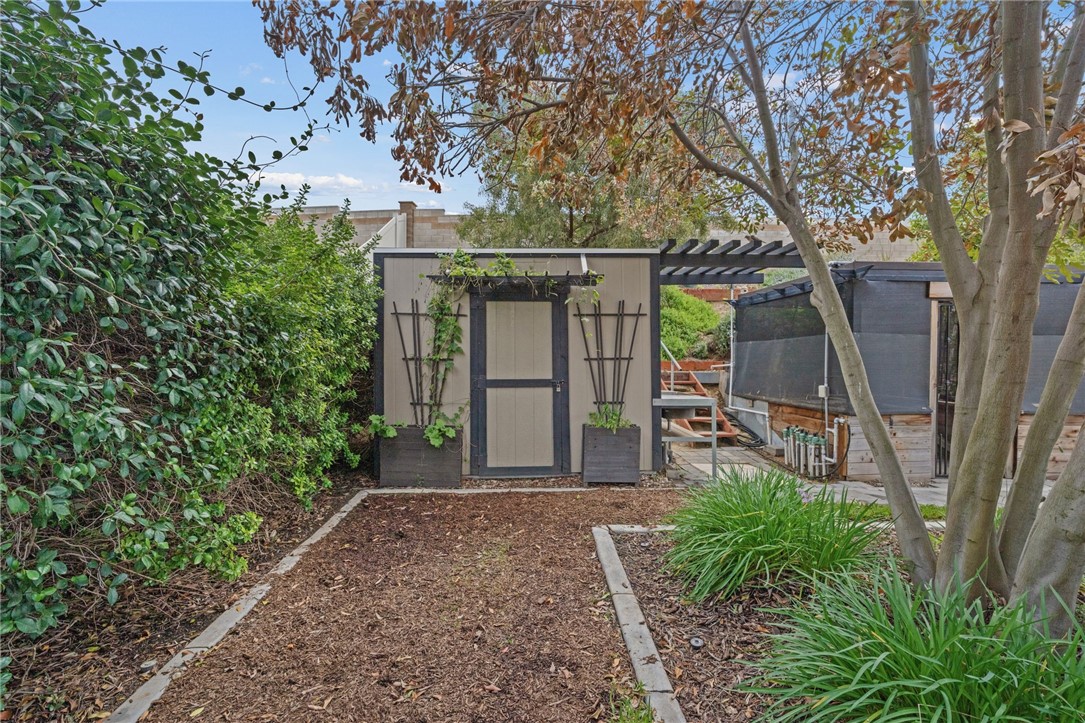 31814 Livingston Street