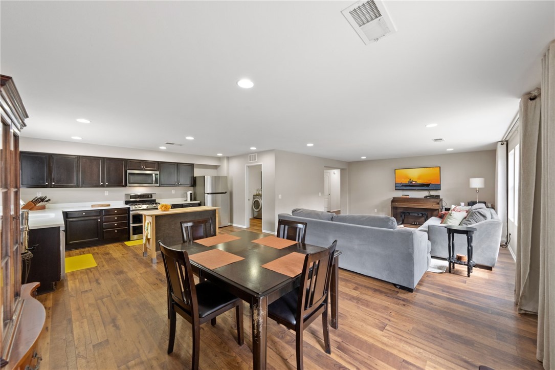 31814 Livingston Street