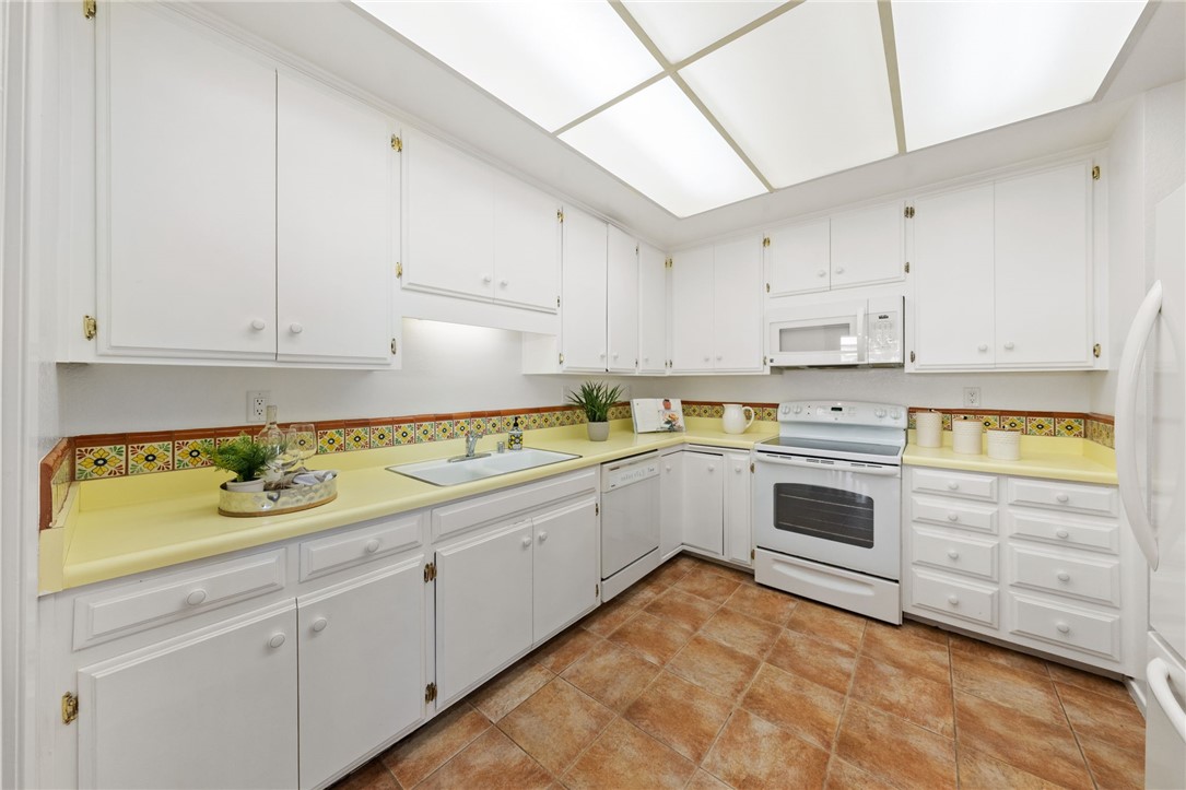 28219 Paseo Grande Drive