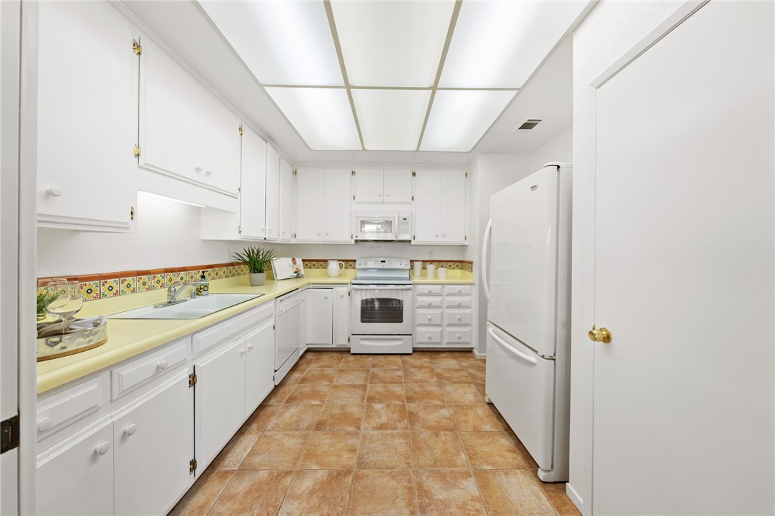 28219 Paseo Grande Drive