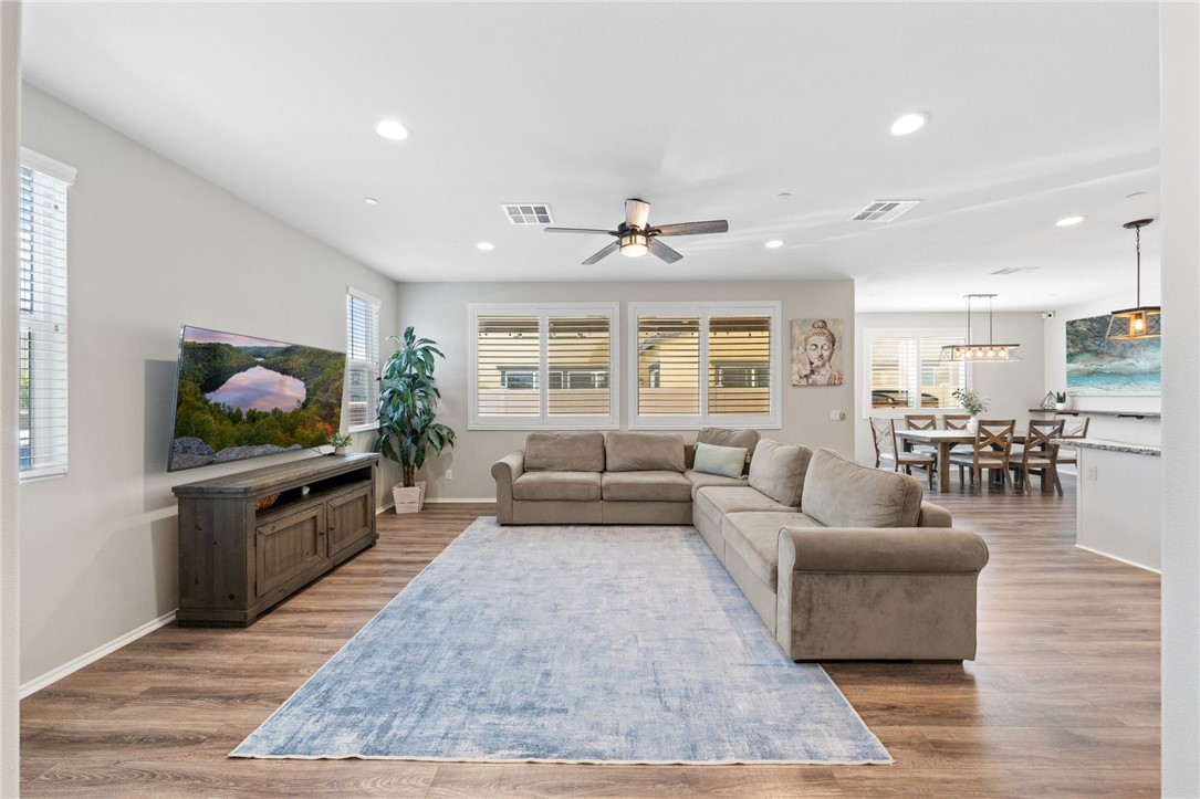 41461 Winterberry Street