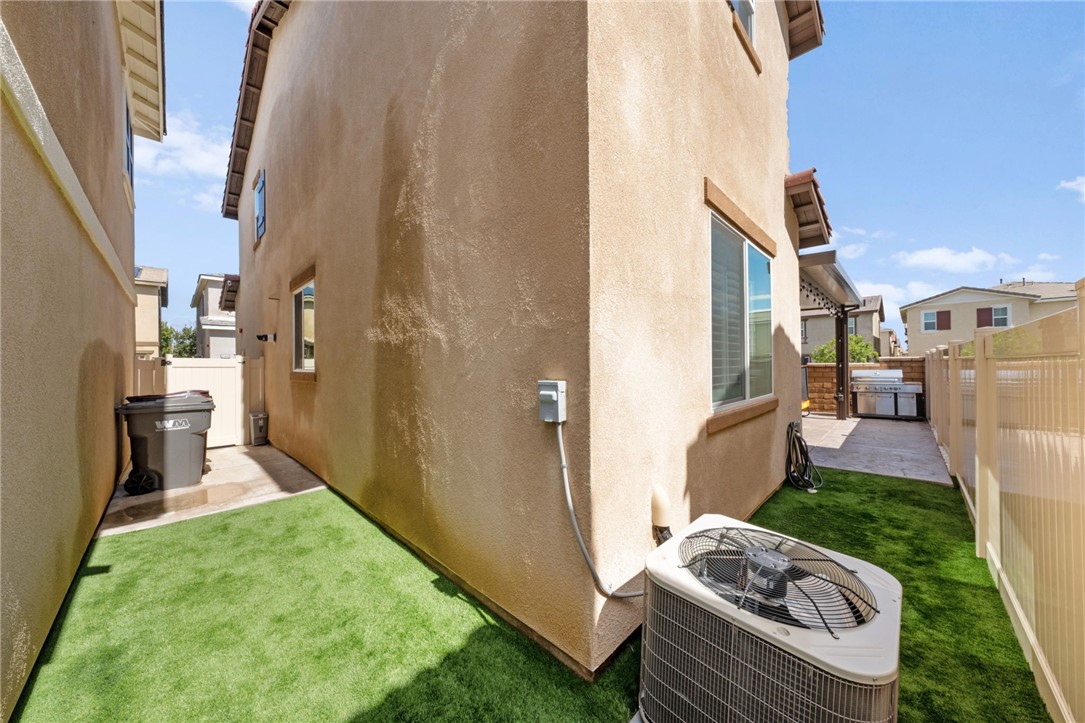 41461 Winterberry Street