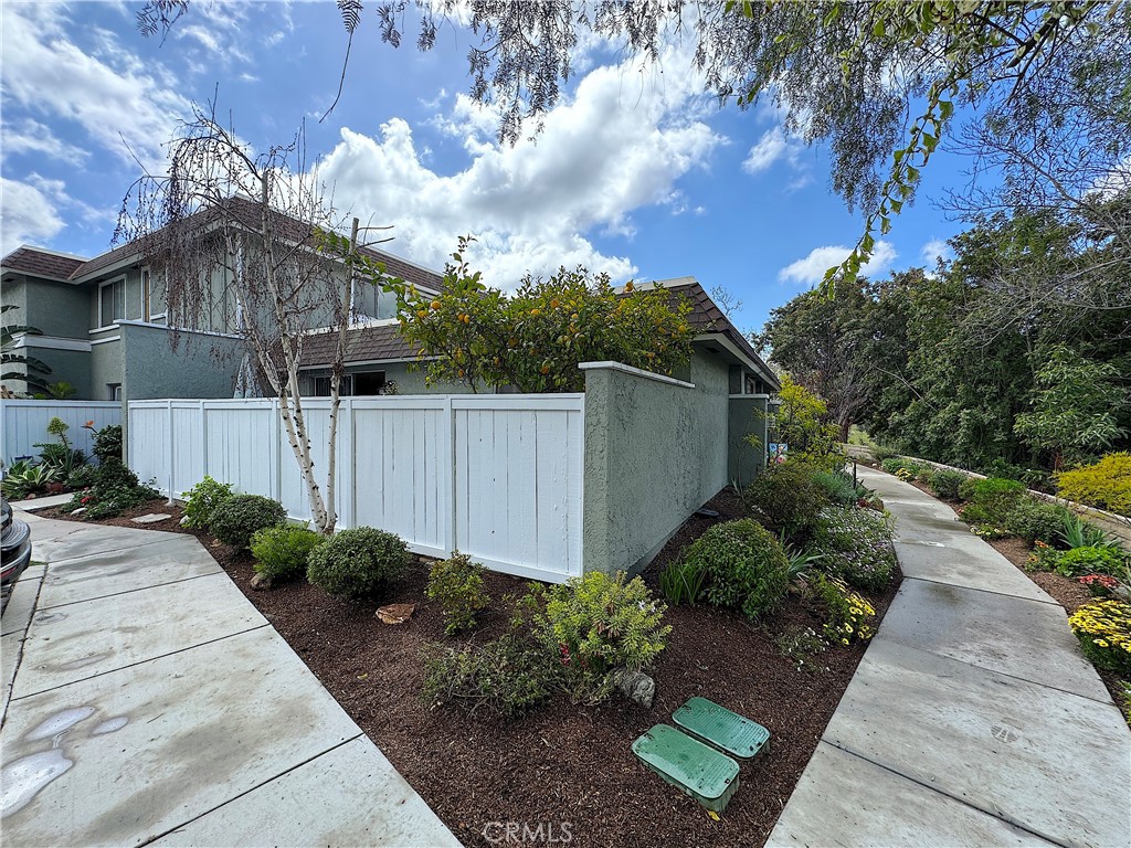 23082 Via Pimiento E1