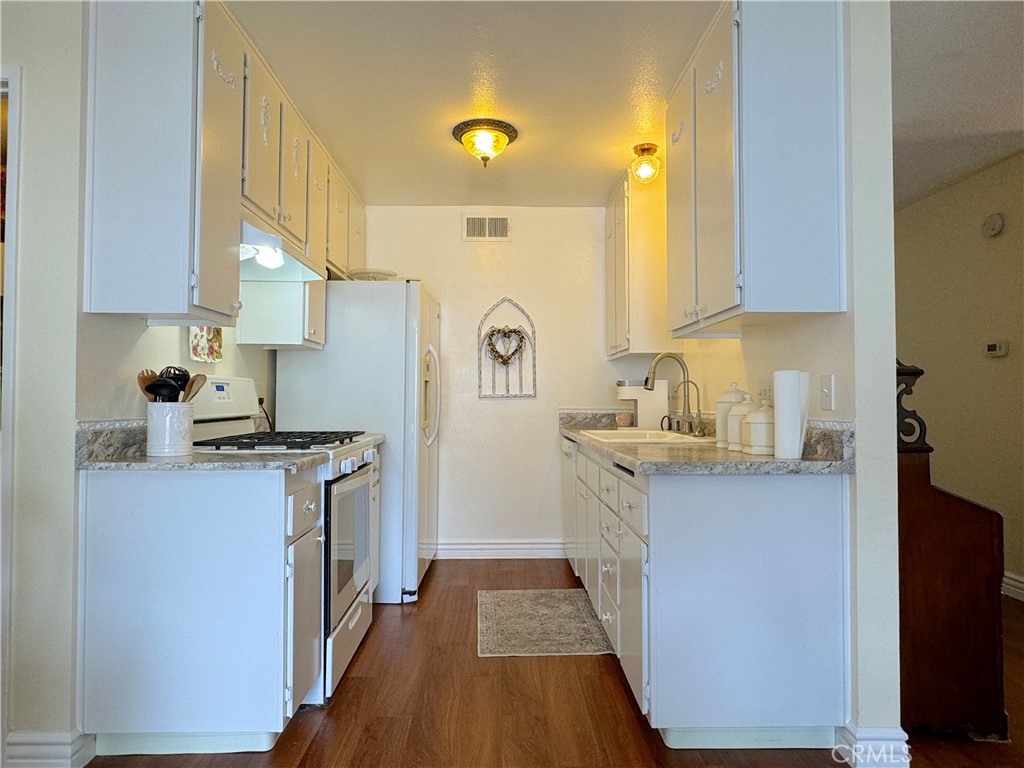 23082 Via Pimiento E1