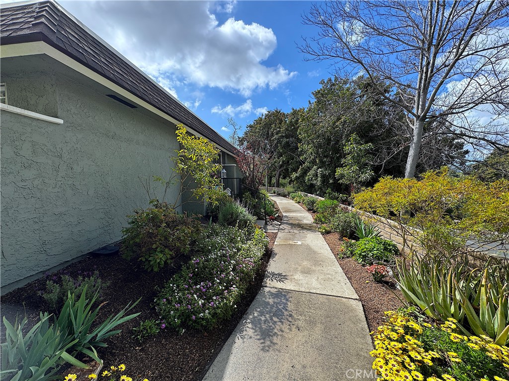 23082 Via Pimiento E1