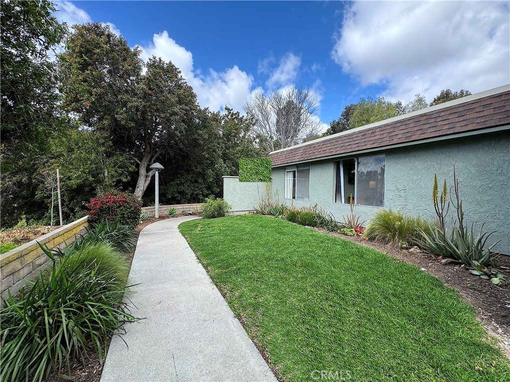 23082 Via Pimiento E1