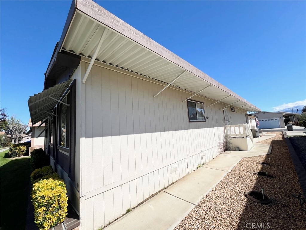 1229 Yellowood Drive