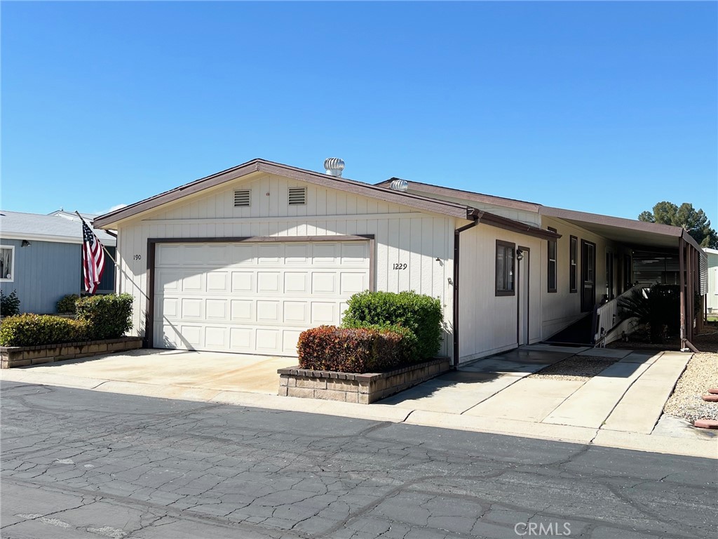 1229 Yellowood Drive