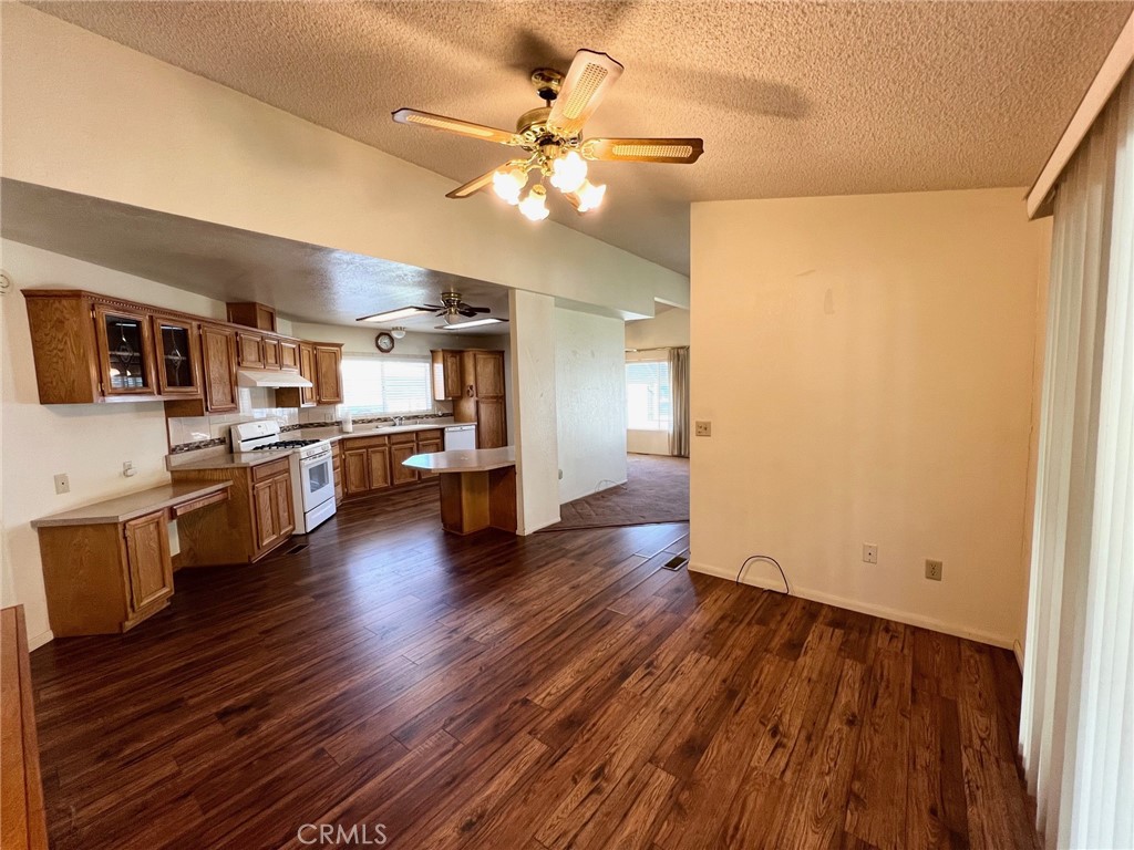 1229 Yellowood Drive