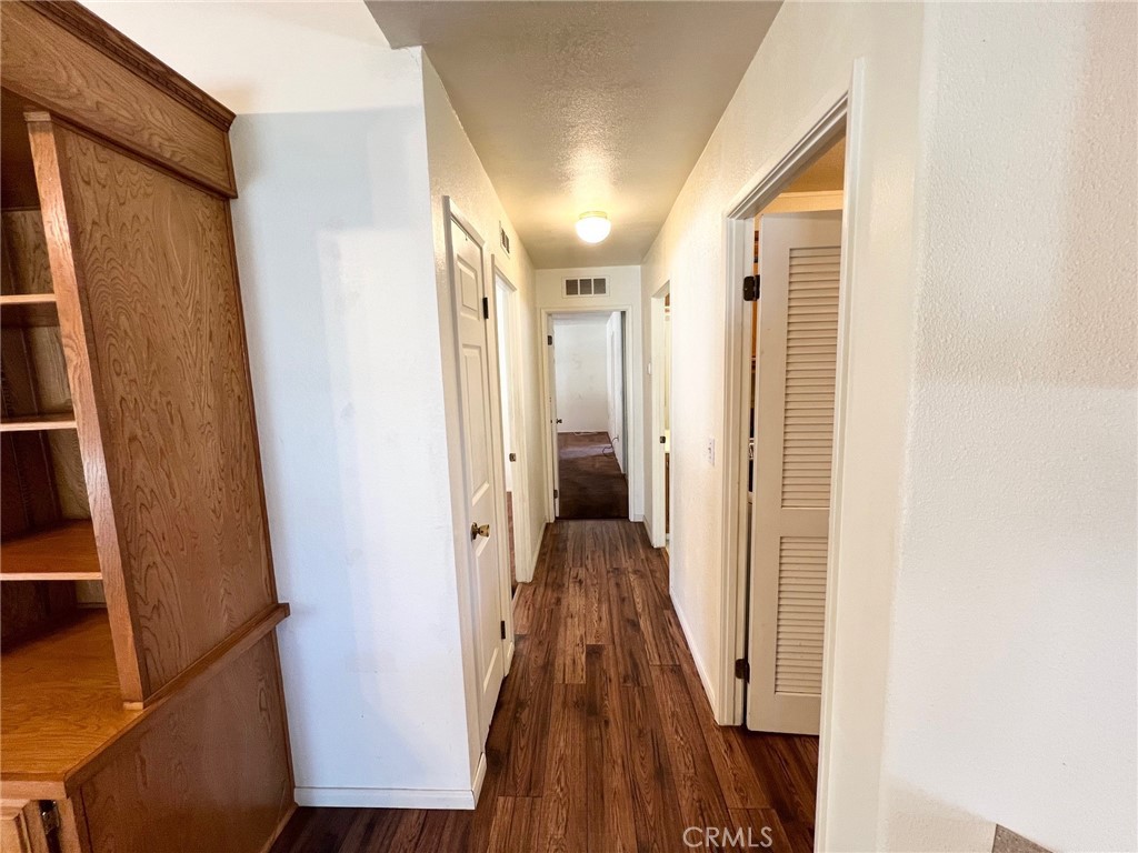 1229 Yellowood Drive