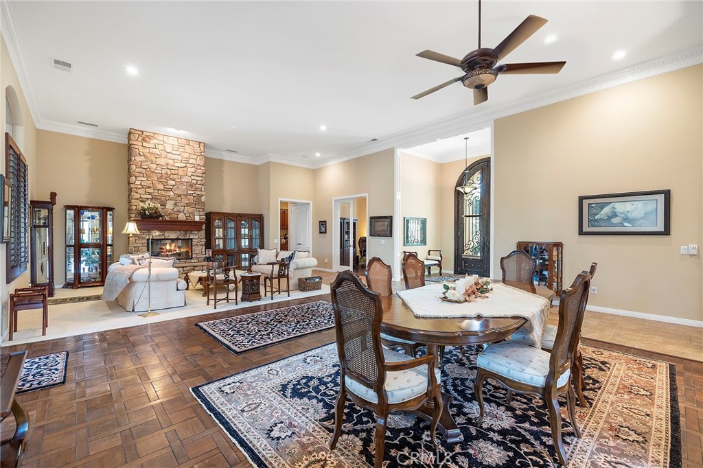 44884 Frogs Leap Street