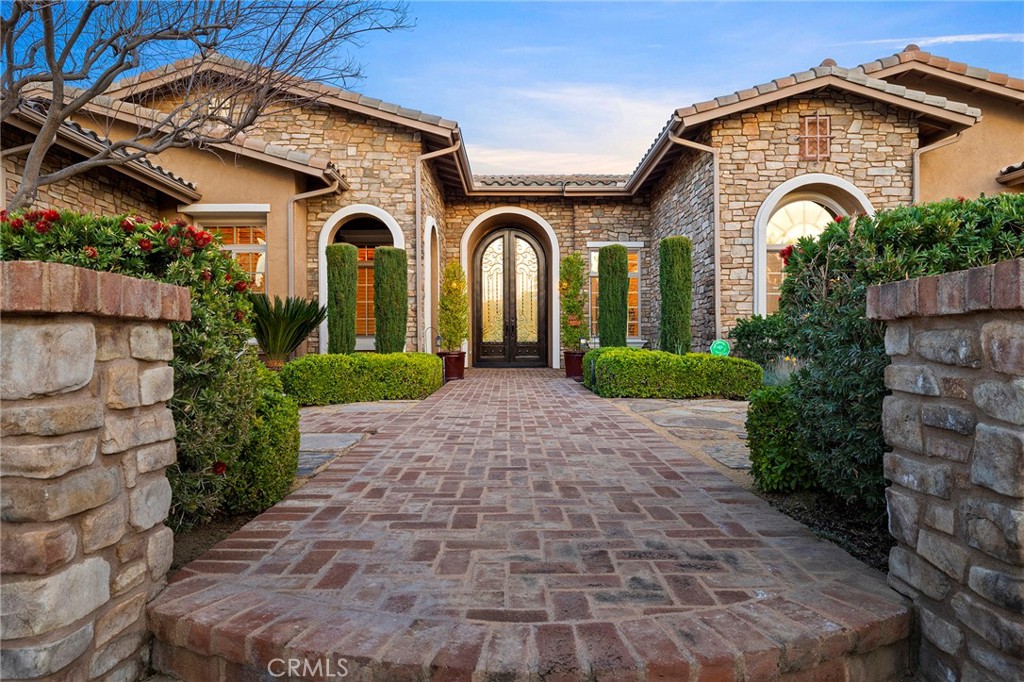 44884 Frogs Leap Street